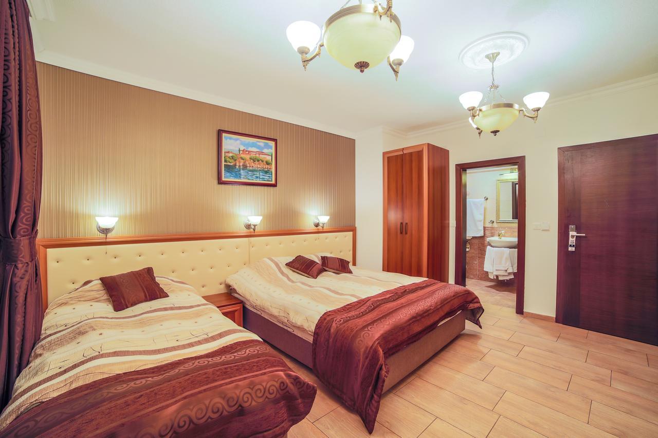 Apartments Risteski Ljubanista ภายนอก รูปภาพ
